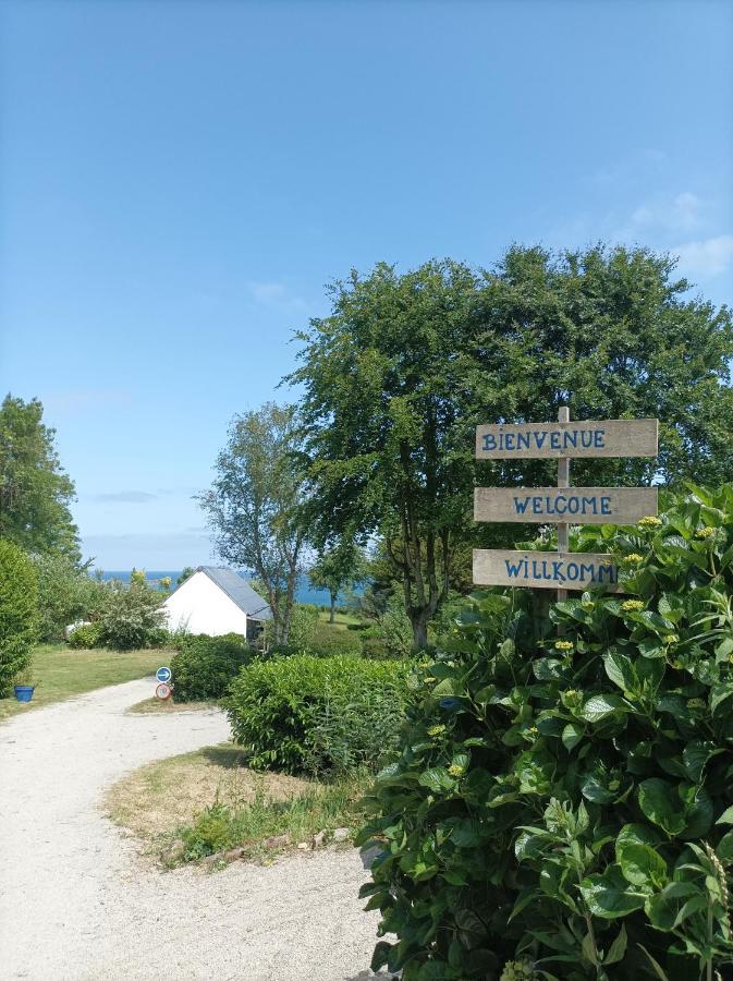 Les Hortensias Grande Tente Familiale Deux Chambres Et Sejour Vue Mer Sur Camping Nature Plestin-les-Greves Exterior photo